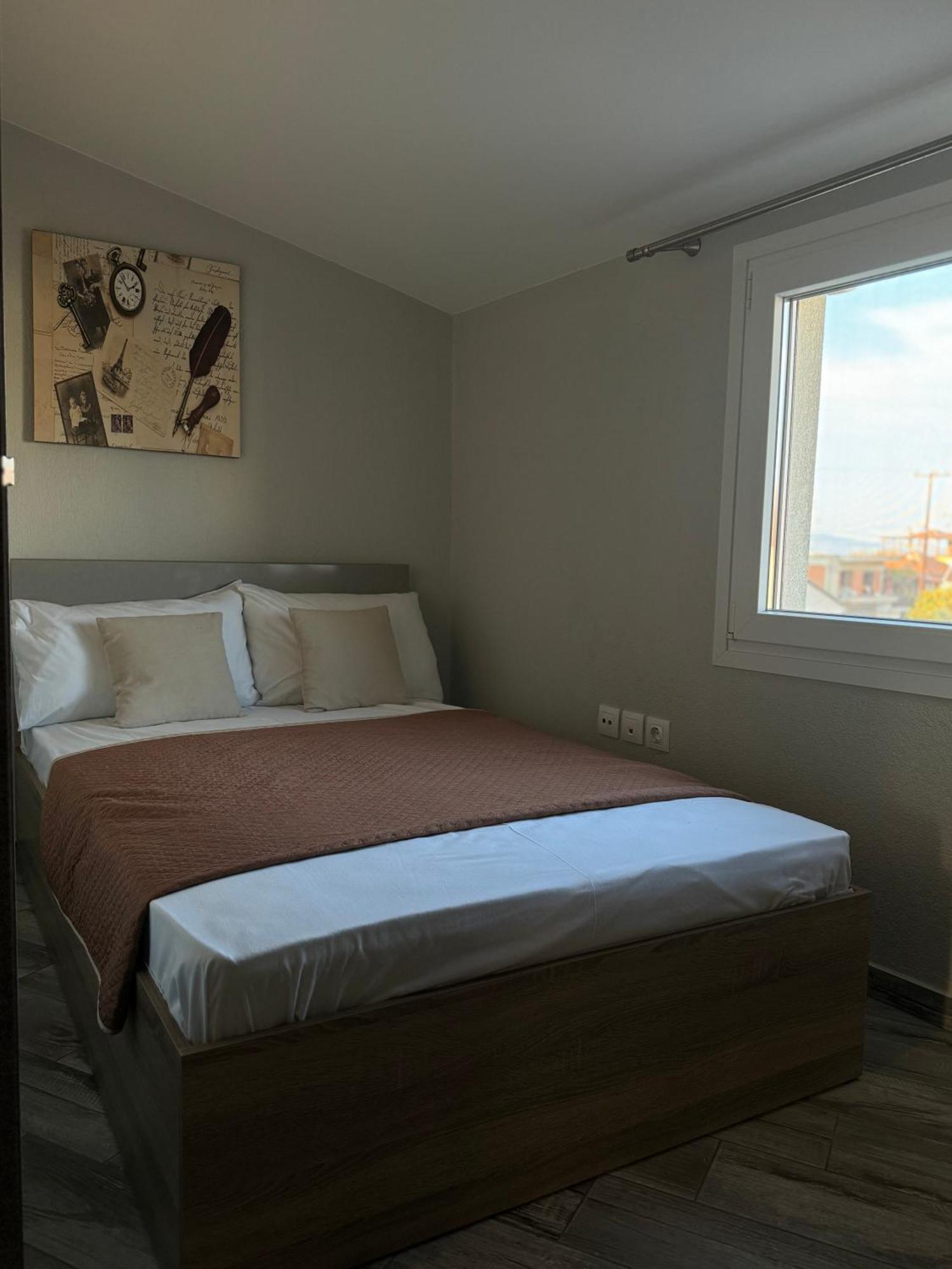Private Modern Apartment 네아 로다 외부 사진